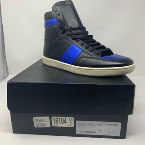 Never worn